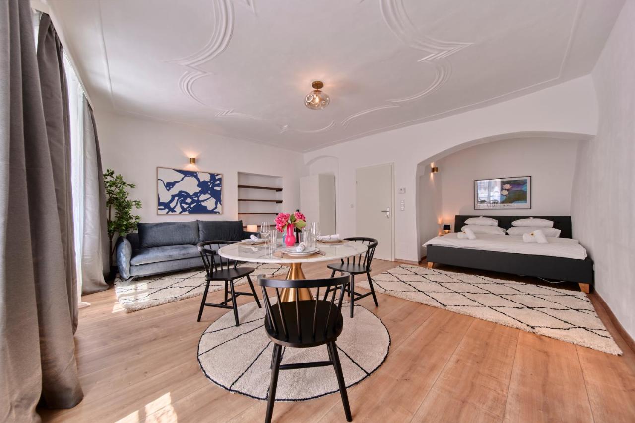 Smile Apartments "Weinhimmel" เครมส์ อัน แดร์โดเนา ภายนอก รูปภาพ